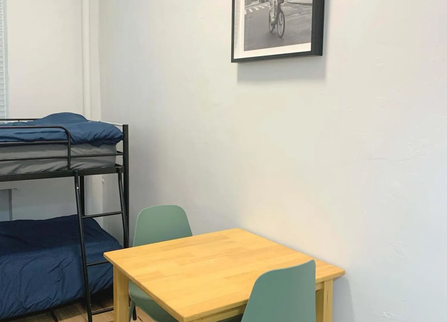 Chelsea Studio-Shared Bathroom With Kitchen Twin Bunk Bed New York