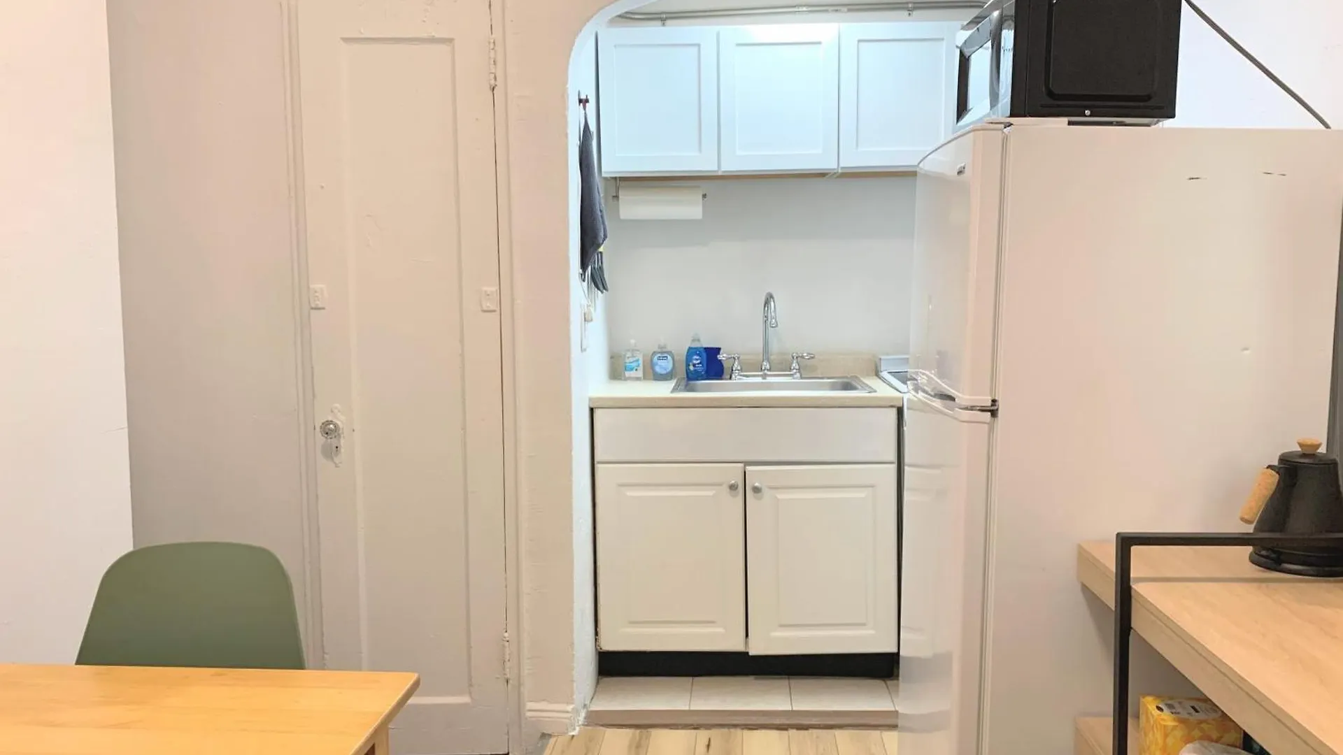 Chelsea Studio-Shared Bathroom With Kitchen Twin Bunk Bed New York Lejlighed